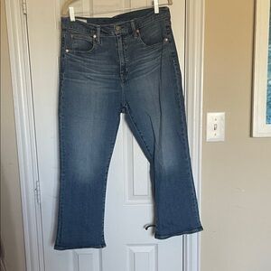 Gap kick fit high rise jeans, medium blue wash, size 12 short